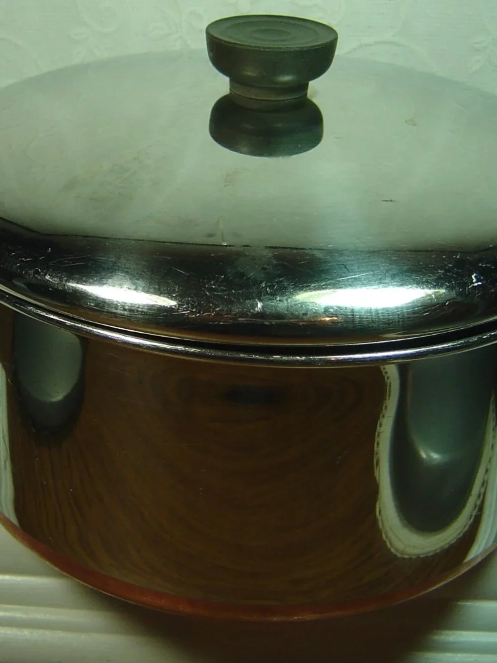 Vintage Revere Ware copper bottom 4.5 quart stock pot with lid